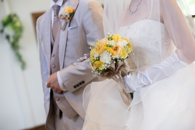 結婚して幸せに